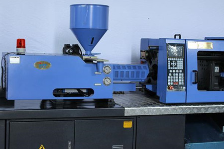 薄壁高速注塑機(jī)如何應(yīng)對(duì)高溫、高壓環(huán)境？