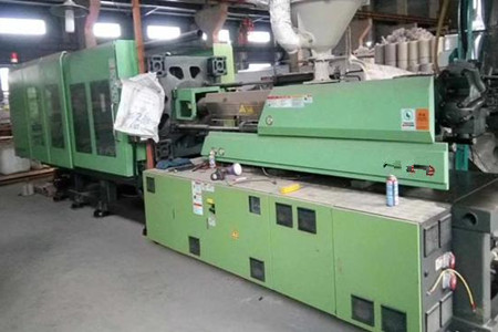 果筐注塑機(jī)廠家報(bào)價(jià)應(yīng)注意哪些問(wèn)題？重點(diǎn)關(guān)注這9點(diǎn)！